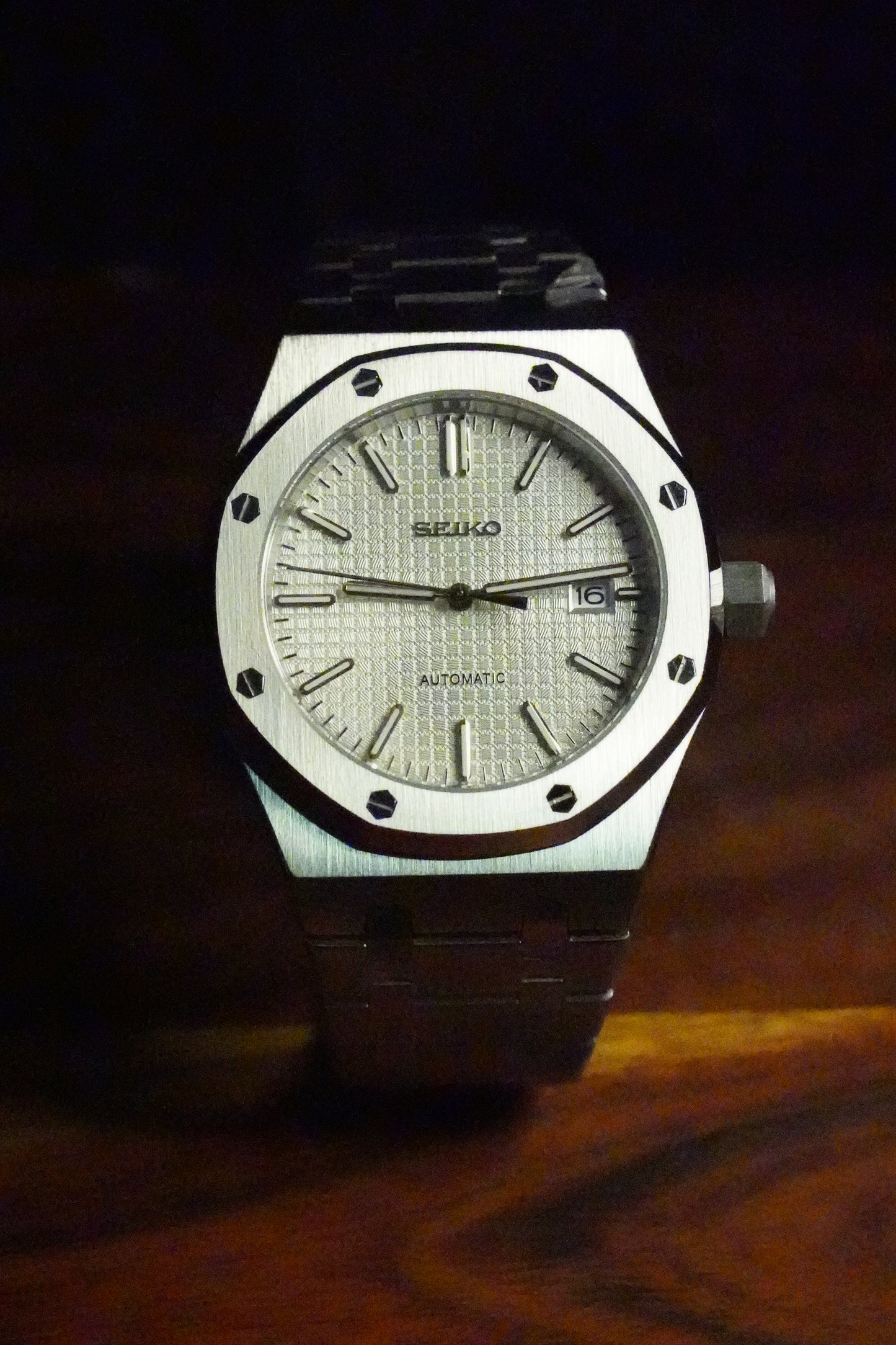 Seiko Mod – Royal Oak Style with White Textured Dial
